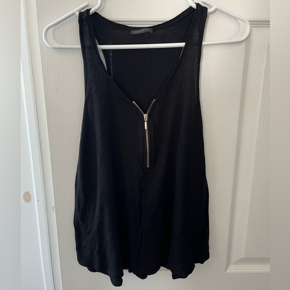 Dynamite Tops - Black Tank Top with gold Zipper